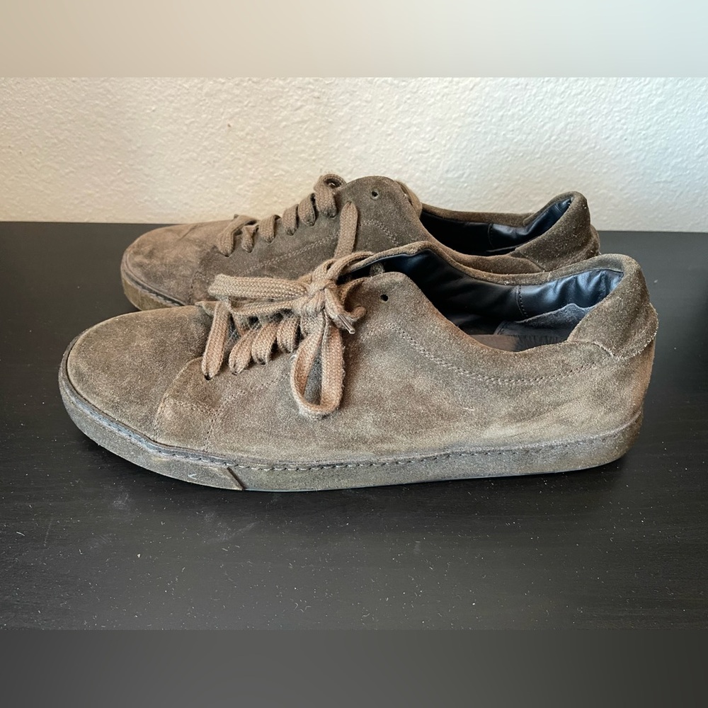 Vince Brown Suede Sneakers Classic Casual Design